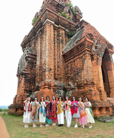 Du Lịch Sắc Màu